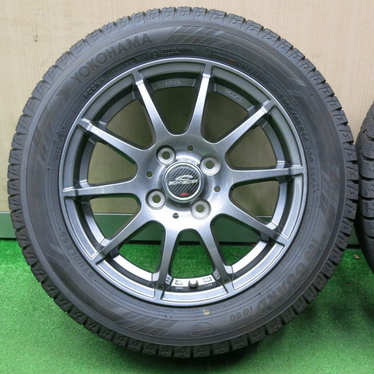 [送料無料] バリ溝！22年！キレイ！ほぼ10分★スタッドレス 165/65R14 ヨコハマ アイスガード iG60 SCHNEIDER MiD シュナイダー 軽自動車 ハスラー アトレー等 PCD100/4H★4122908NJス