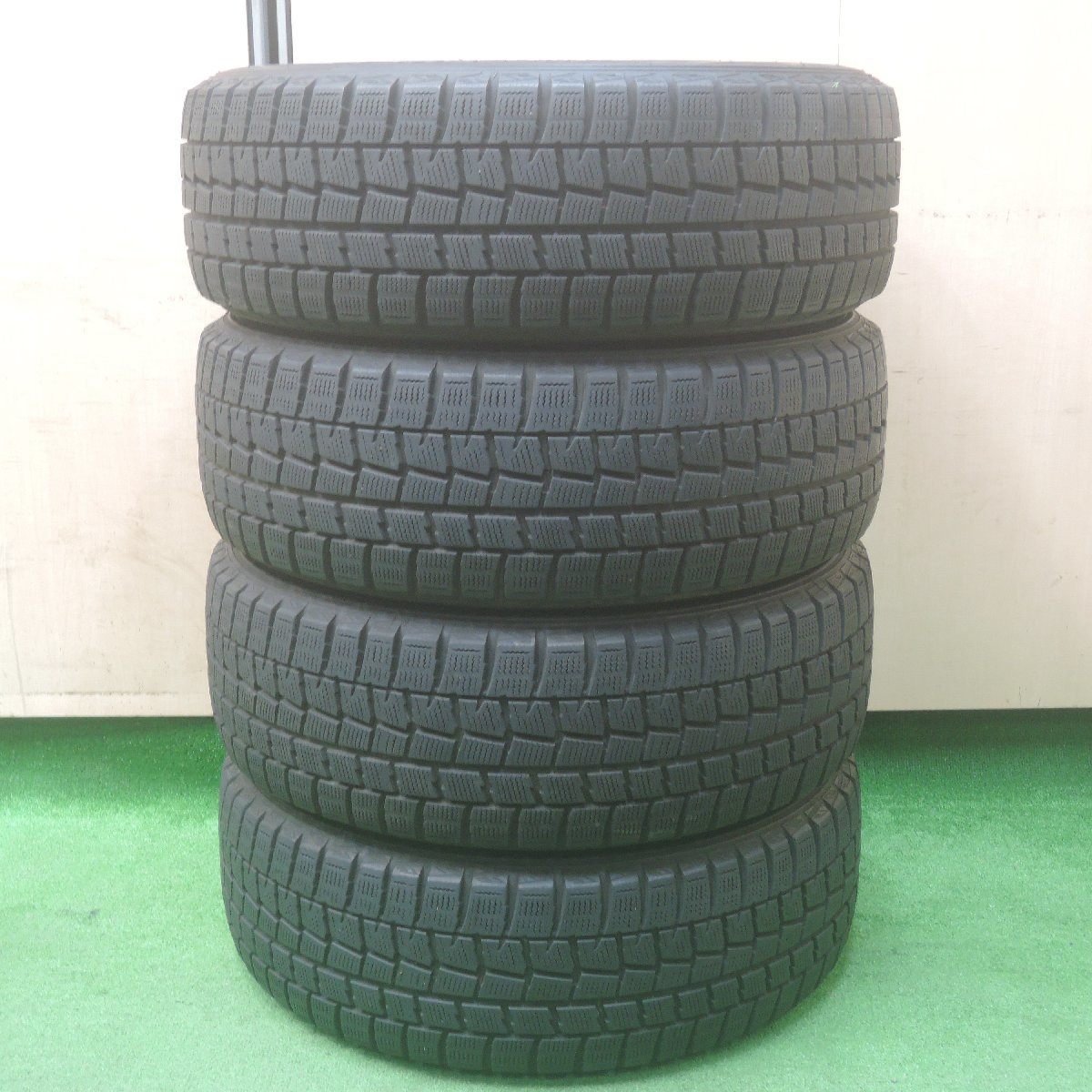 バリ溝！キレイ！9分★ワーゲン等 MAK 205/55R16 スタッドレス ダンロップ ウインターマックス WM01 PCD112/5H★3122710SYス