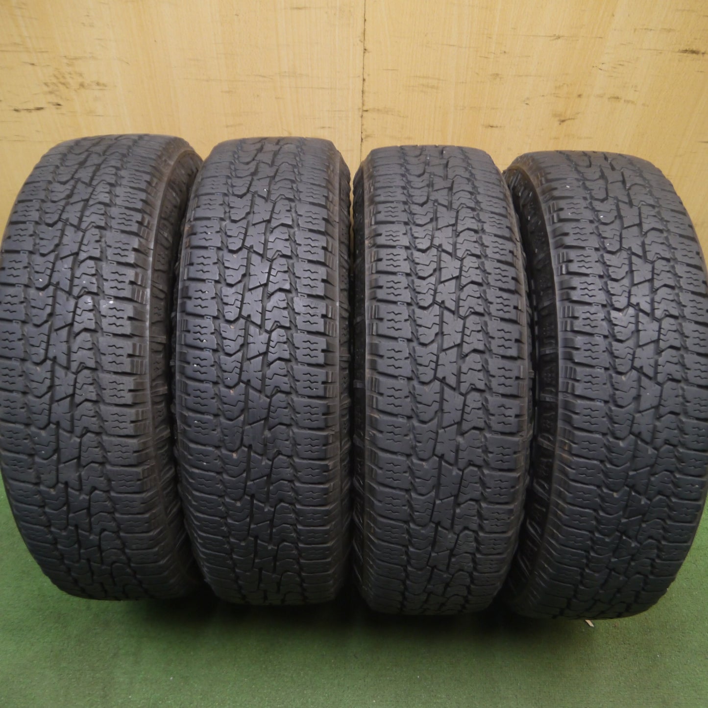 *送料無料* バリ溝！21年！キレイ！9分★175/65R15 マッドスター ラジアル A/T ホワイトレター TOPY スチール ホイール 15インチ PCD100/4H★4061704Hノ