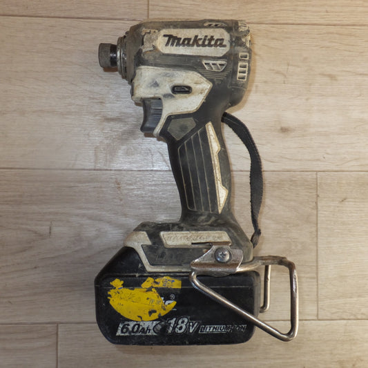 [送料無料] ジャンク★マキタ makita 充電式インパクトドライバ TD171D　バッテリ BL1860B　セット★