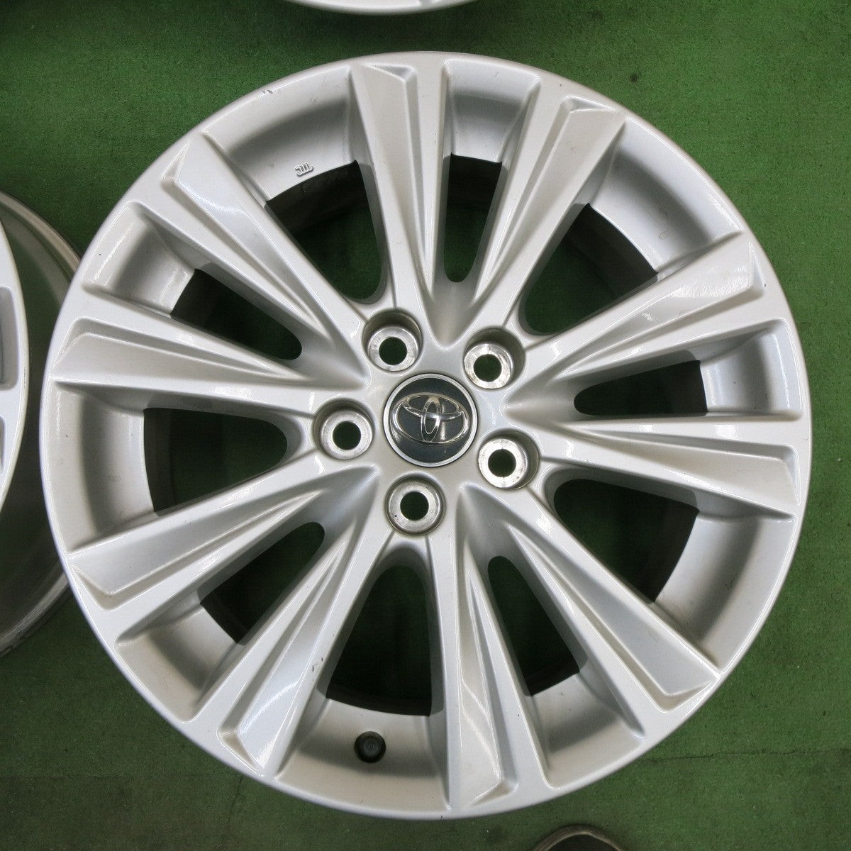 4本価格★トヨタ 30系 アルファード ヴェルファイア 純正 ホイール 18インチ 18×7.5J PCD114.3/5H★6011705ナホ