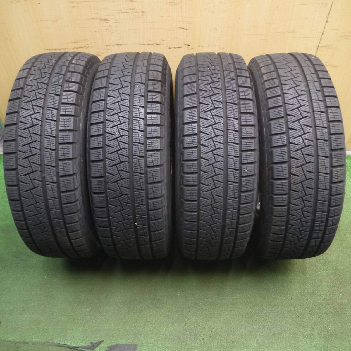 バリ溝！9.5分以上★スタッドレス 195/65R15 ピレリ アイスアシンメトリコ JOKER PCD114.3/4H 5H マルチ★4021003ナス