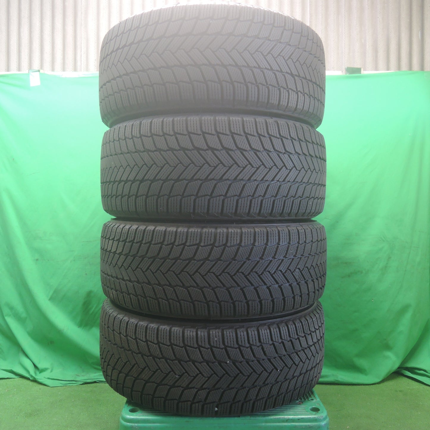 *送料無料* バリ溝！23年！キレイ！9.5分以上★BMW 等 K-force 265/50R20 295/45R20 スタッドレス ミシュラン X-ICE SNOW SUV 20インチ PCD120/5H★4060302ナス