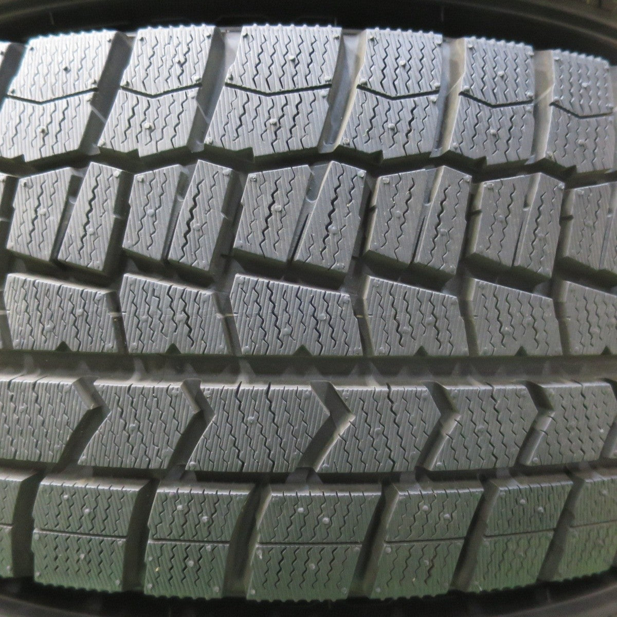 タイヤほぼ未使用！21年！キレイ★スタッドレス 215/60R16 ダンロップ ウインターマックス WM02 STRANGER ストレンジャー 16インチ PCD114.3/5H★5022102イス