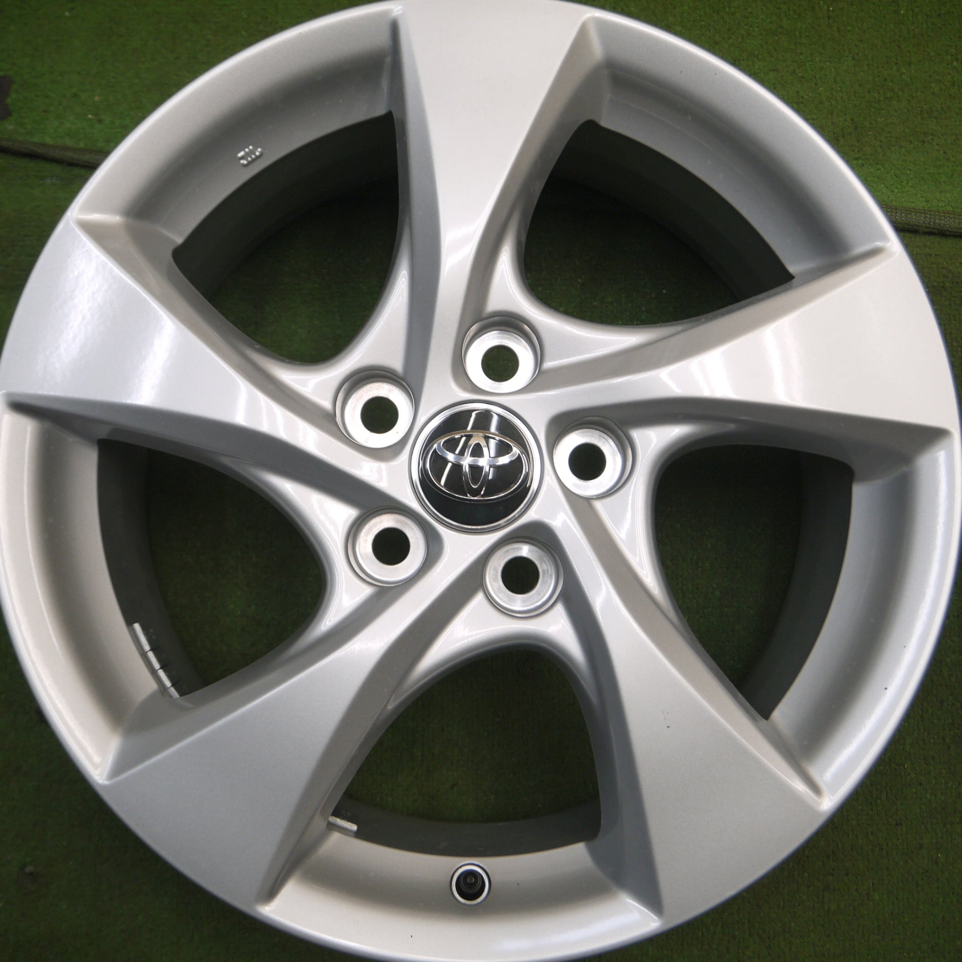 GNrEzkJuUHOJr5KRIUUO1ivkTgJan2