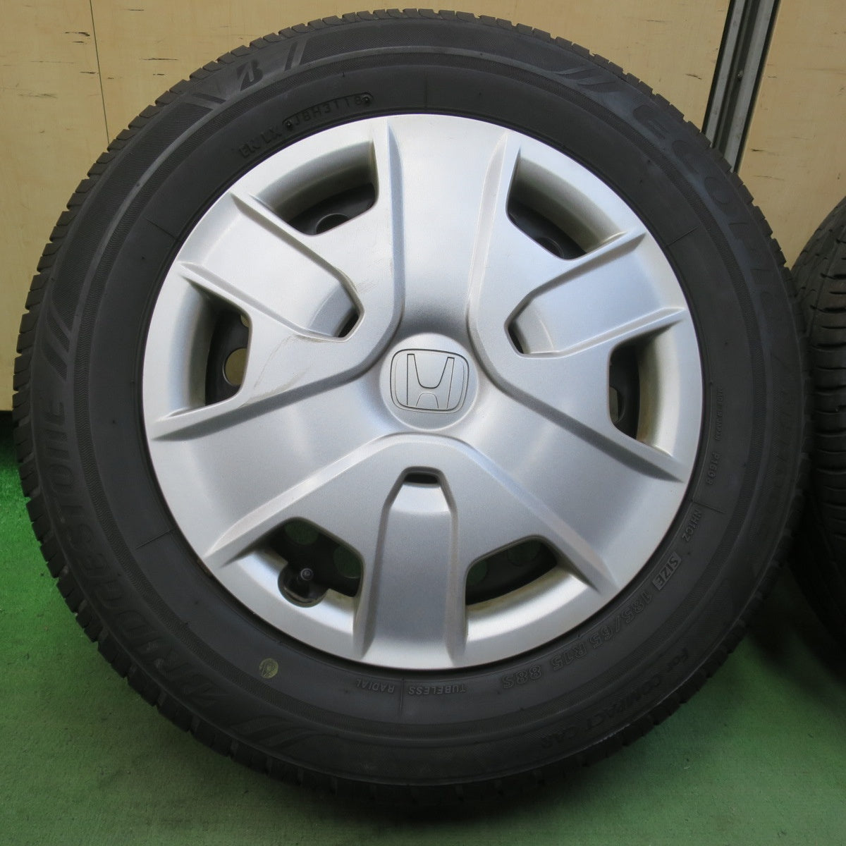 バリ溝！8.5分★ホンダ フリード 純正 スチール 185/65R15 ブリヂストン エコピア NH100C 15インチ PCD100/4H★6042605IMノ