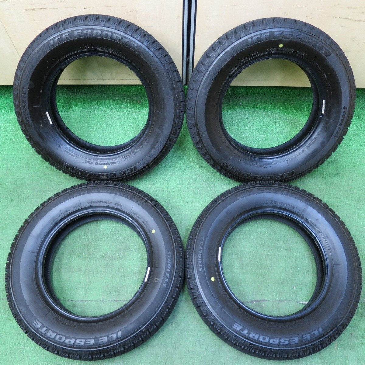バリ溝！22年！ほぼ10分★スタッドレス 145/80R13 アイスエスポルテ N-BOX モコ MRワゴン ワゴンR 等 軽自動車★4110601イスタ