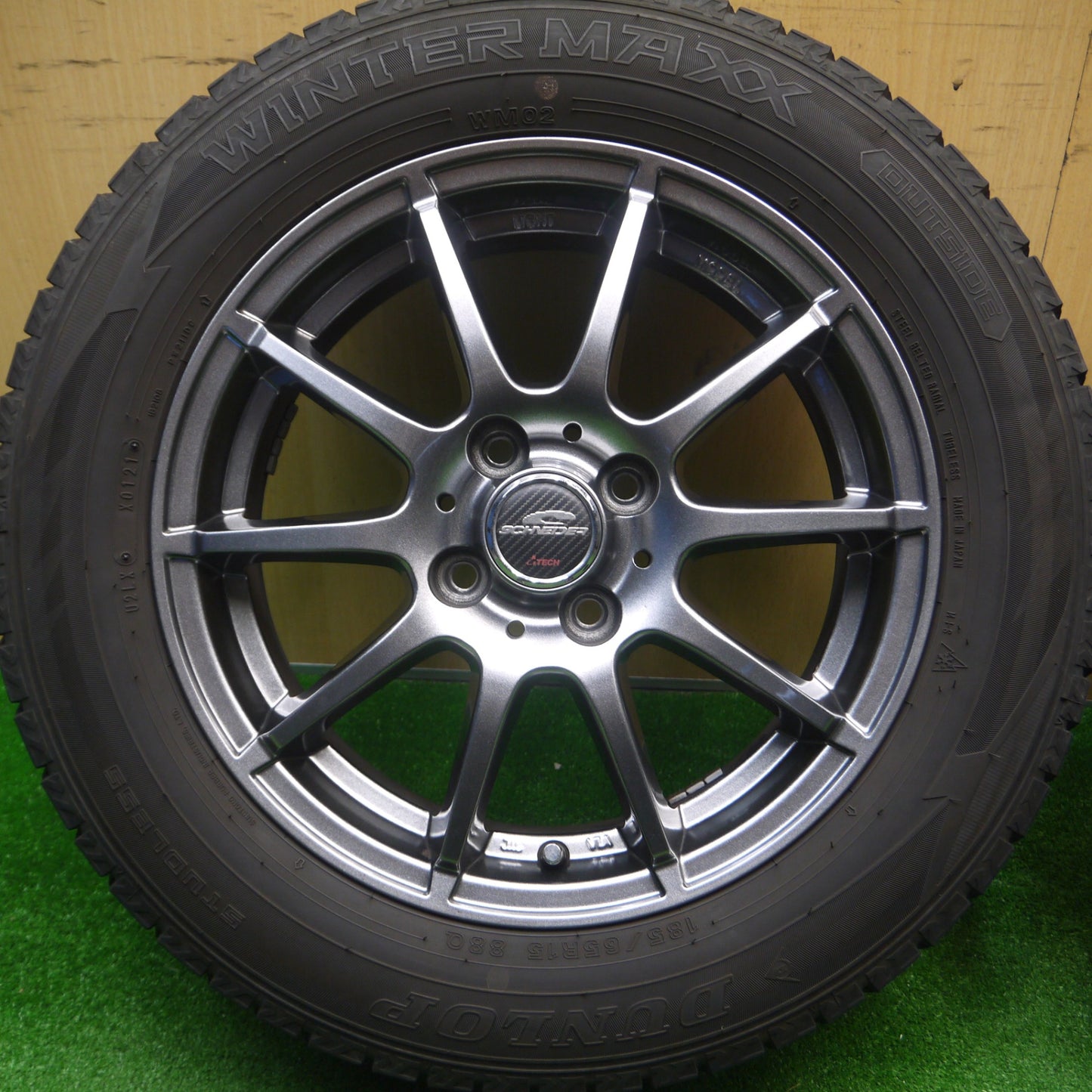 [送料無料] キレイ！21年★スタッドレス 185/65R15 ダンロップ ウインターマックス WM02 SCHNEIDER シュナイダー 15インチ PCD100/4H★4103004Hス