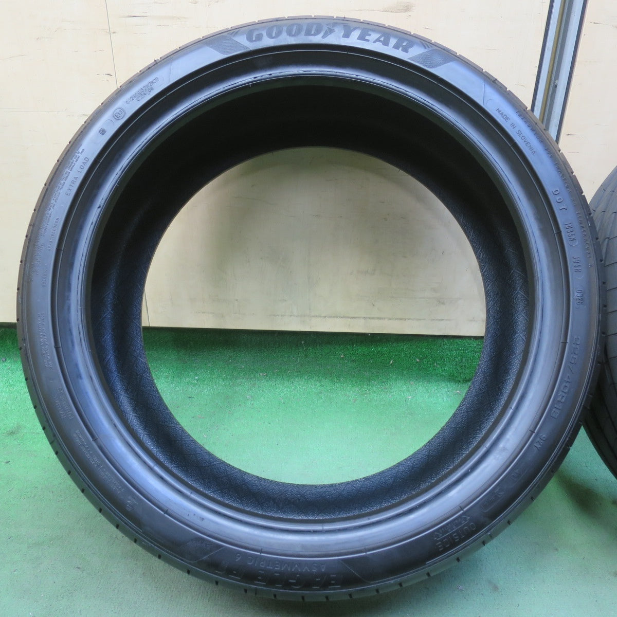 超バリ溝！26年！9.5分以上◎225/40R18 グッドイヤー イーグル F1 ASYMMETRIC6 タイヤ 18インチ ノア ヴォクシー カローラ ウィッシュ ステップワゴン 等◎6082401イノタ