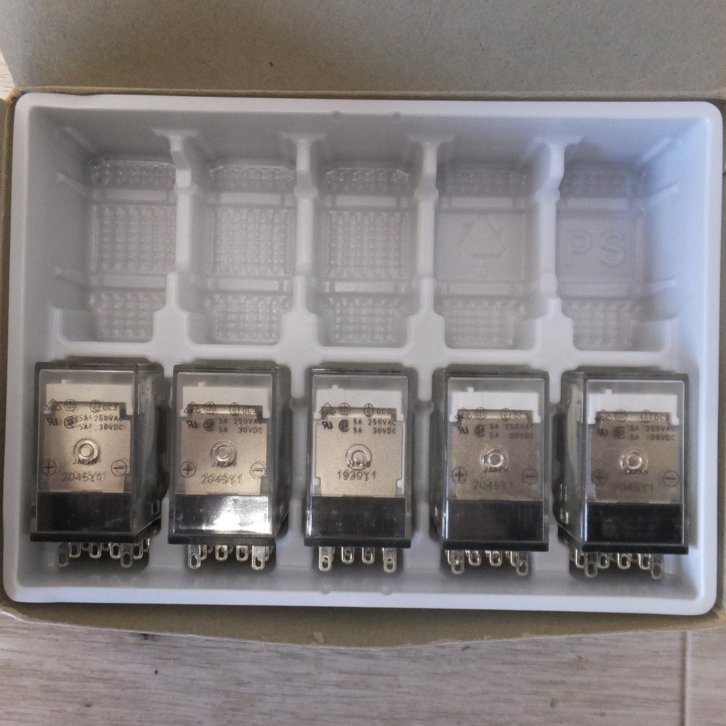 [送料無料] 未使用★オムロン OMRON ミニパワーリレー 各種 計 42個 セット★