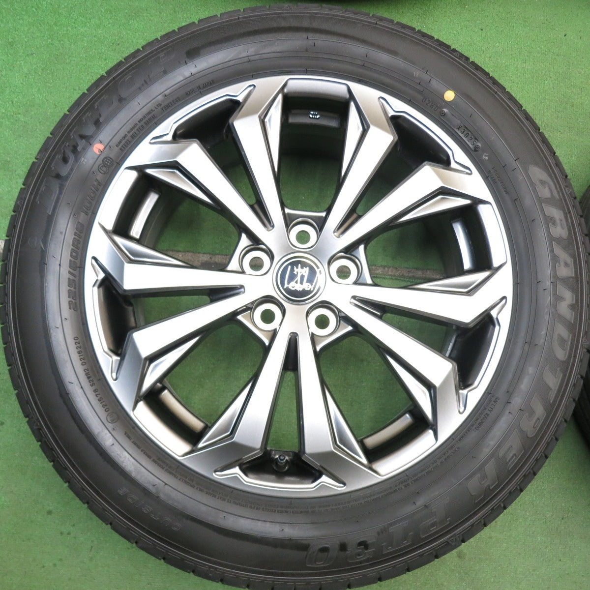 新車外し！25年◎トヨタ RAV4 Gグレード 光岡 自動車 バディ 純正 225/60R18 ダンロップ グラントレック PT30 18インチ PCD114.3/5H◎6071205HAノ
