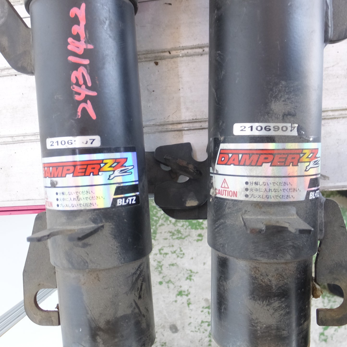 [送料無料] ◆BMW R55 ミニ クーパー クラブマン DBA-ZG16 BLITZ サスペンション DAMPER ZZR 車高調 ブリッツ ダンパー ZZ-R MINI 現状品◆
