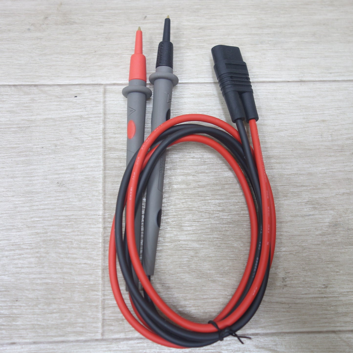 [送料無料] 未使用◆HIOKI 日置電機 クランプオン AC/DC ハイテスター クランプメーター 3288 電圧計 電流計 電気 計測器 測定器◆