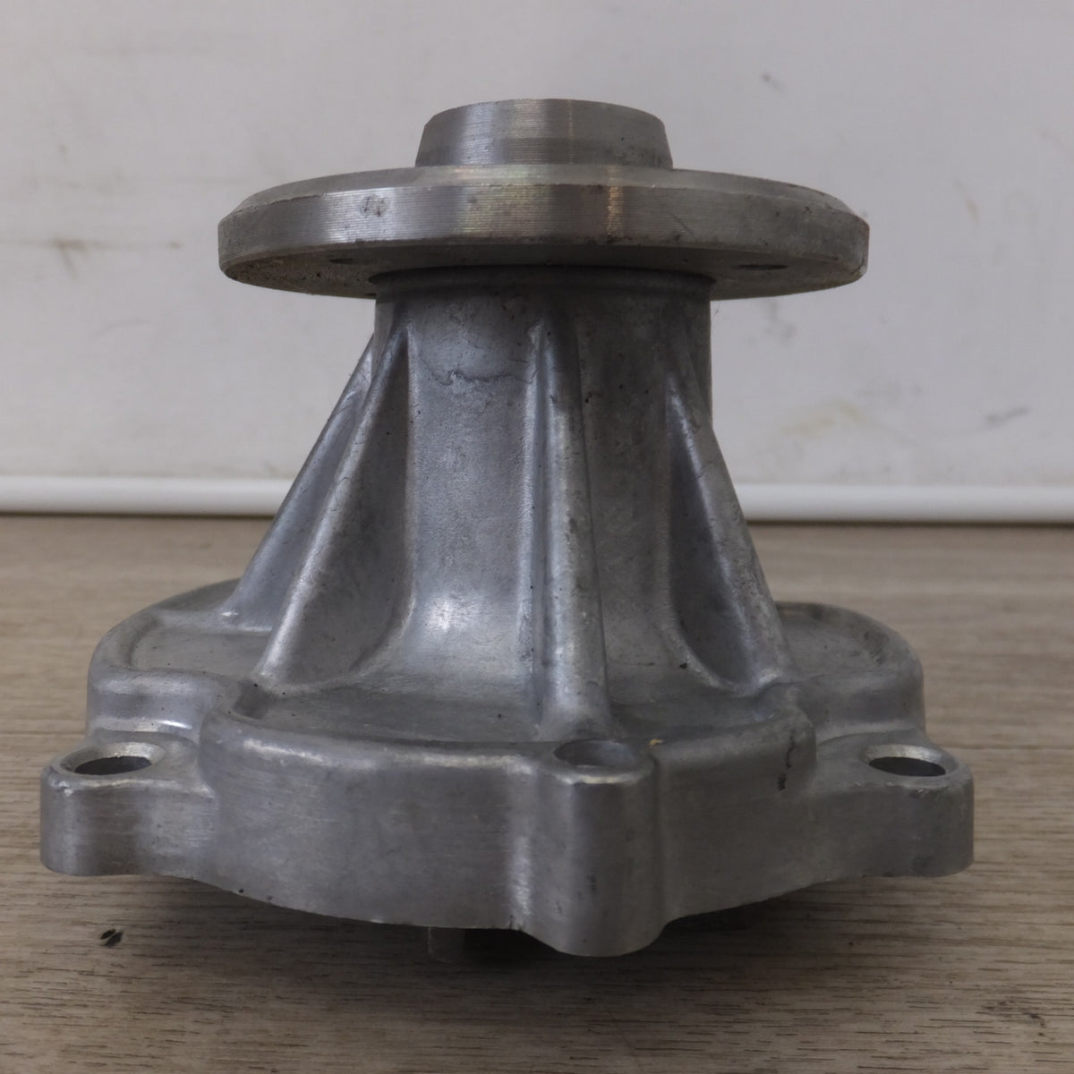 ★Toyo 1114 ウォーターポンプ WATER PUMP 21010-E3028 E3027　GC10 GC110 230V.DX★