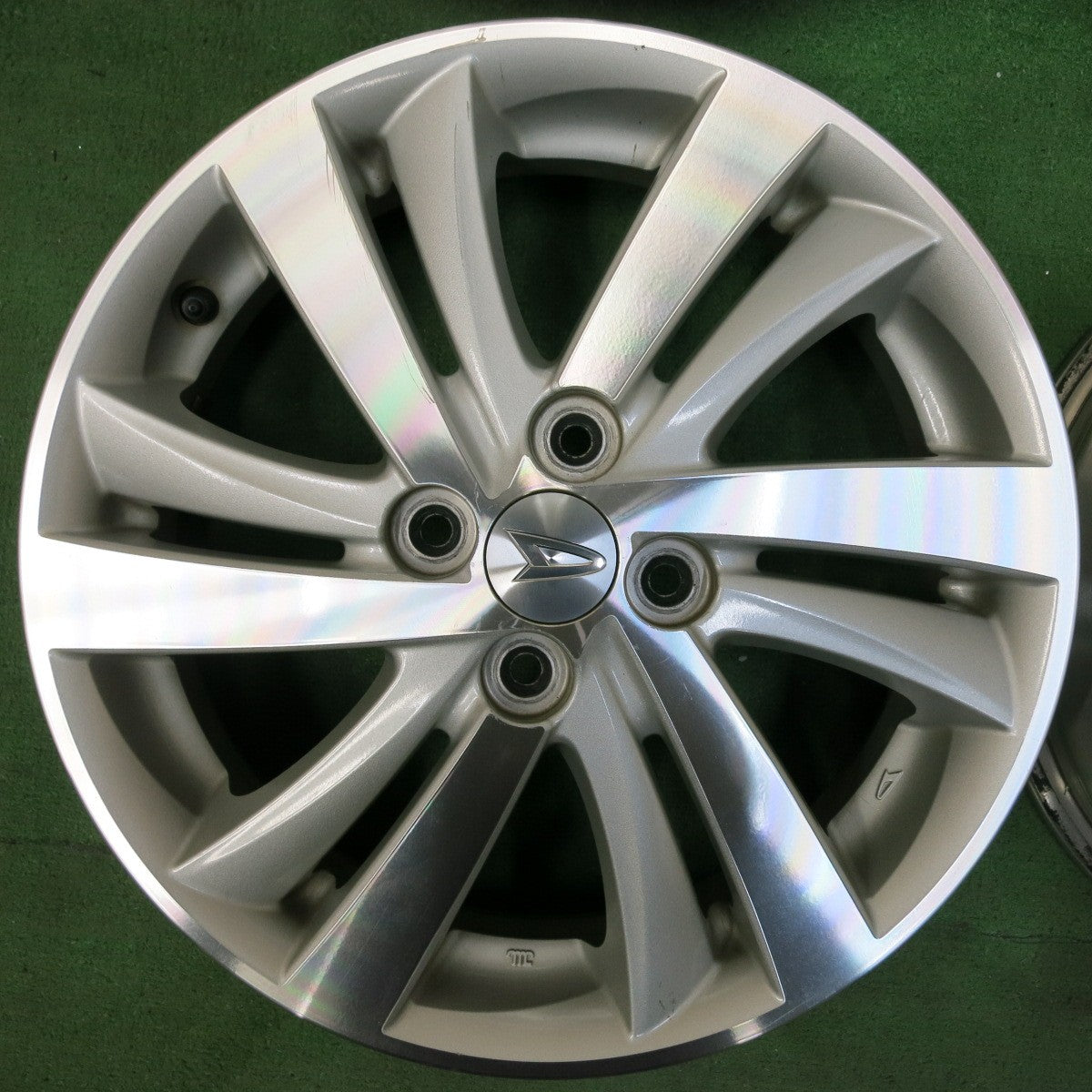 *送料無料* キレイ★ダイハツ LA100S ムーヴ カスタム RS 純正 ホイール 16インチ 16×4.5J PCD100/4H★4091308SYホ