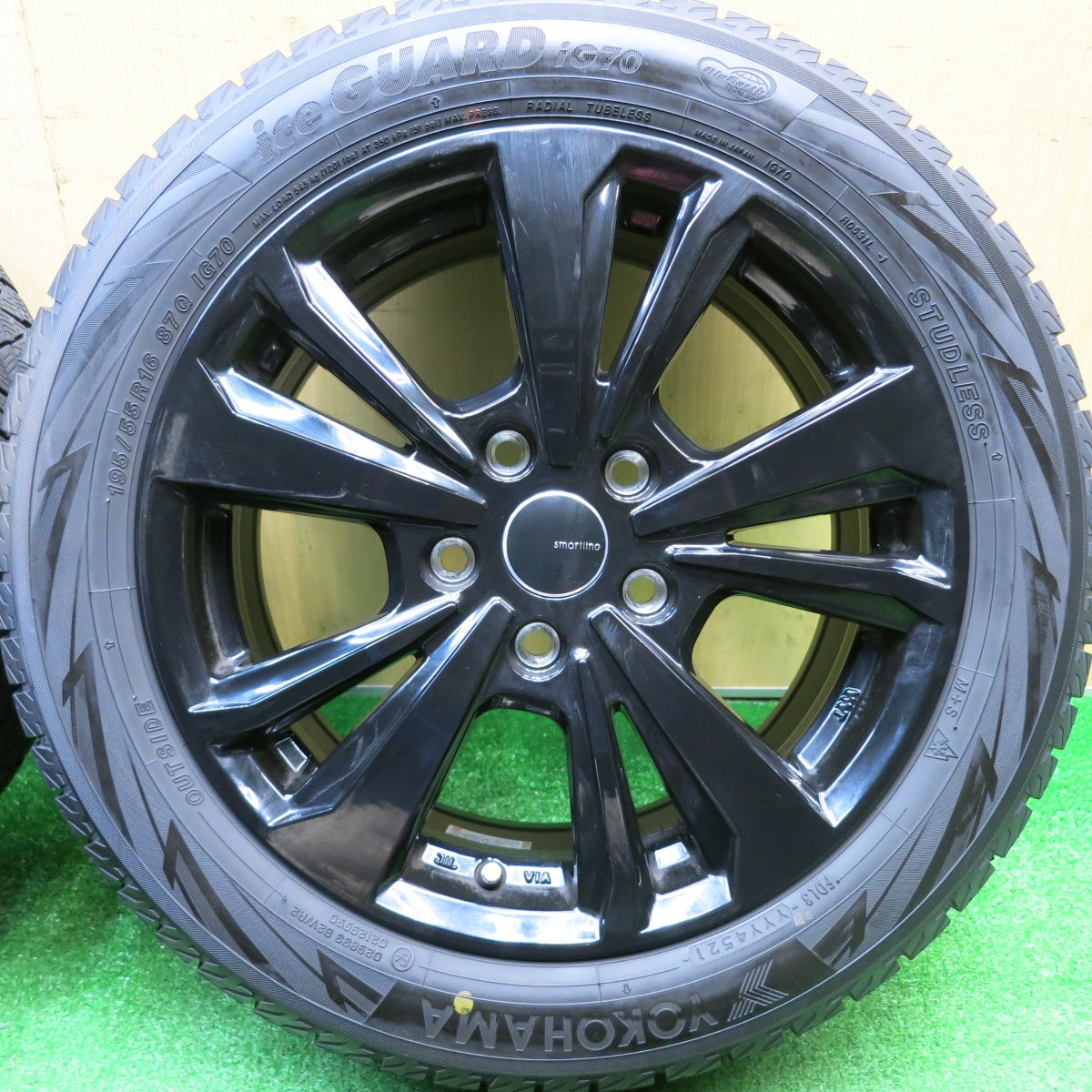 バリ溝！21年！9.5分★MINI ミニ 等 smartline 365 195/55R16 スタッドレス ヨコハマ アイスガード iG70 スマートライン 16インチ PCD112/5H★5112502HAス