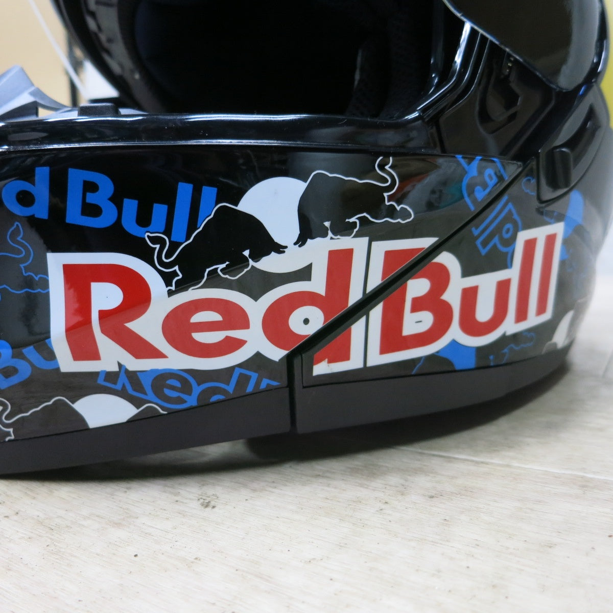 [送料無料] ◆レッドブル Redbull フルフェイスヘルメット XLサイズ シールド ブラック 黒 観賞用 ディスプレイ用◆
