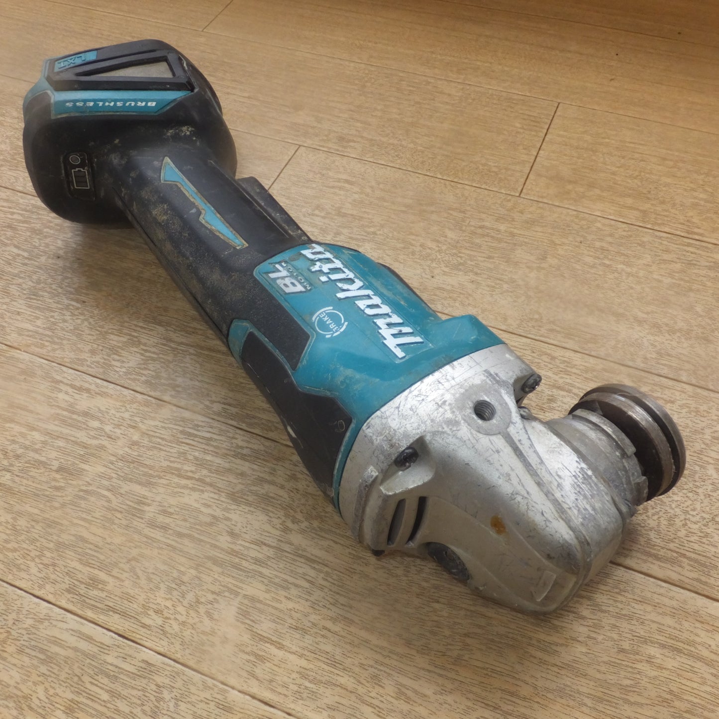 [送料無料] ジャンク★マキタ makita 125mm 充電式ディスクグラインダ GA508D 18V 本体のみ★