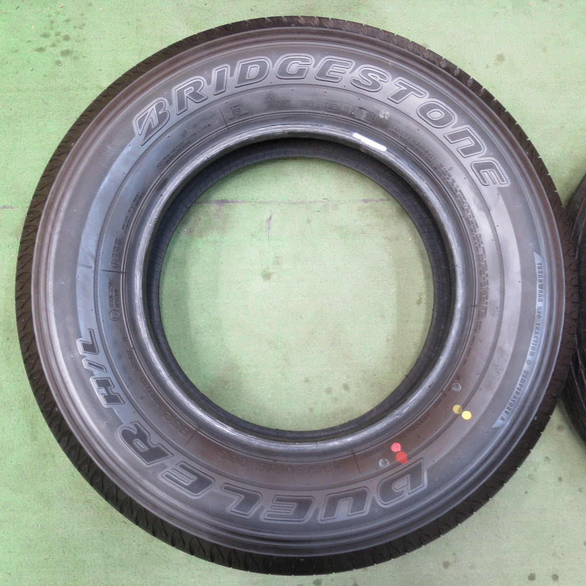 新車外し！25年★195/80R15 ブリヂストン デューラー H/L 852 タイヤ 15インチ ジムニーシエラ ジムニーノマド 等★6021001イノタ