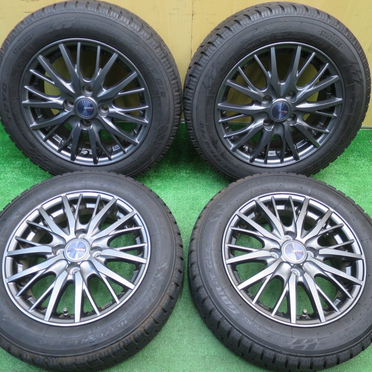 バリ溝！21年！キレイ！ほぼ10分★スタッドレス 165/65R14 トーヨー オブザーブ ガリット GIZ ravrion RM01 ラブリオン 14インチ ソリオ アトレー 等 PCD100/4H★5110708NJス