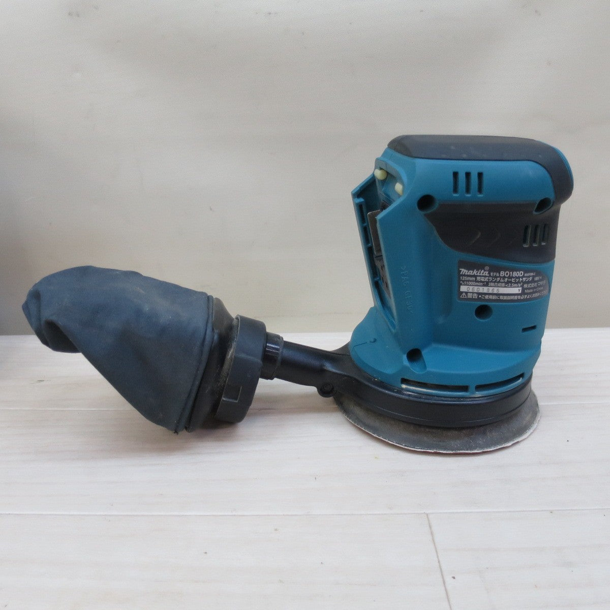 ☆マキタ 125mm 充電式 ランダム オービット サンダー BO180D 電動 工具 研摩 研磨 機 makita 18V☆