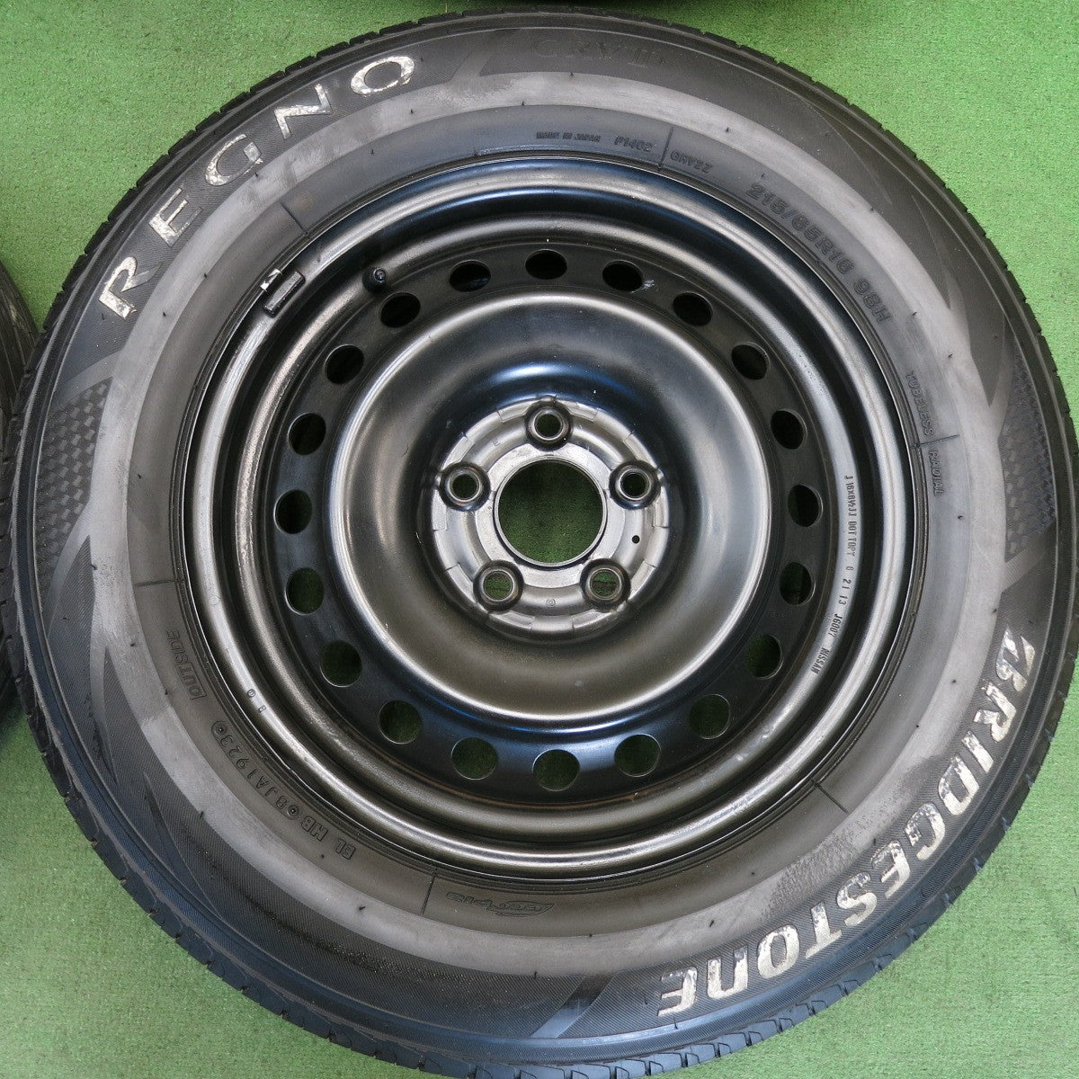 バリ溝！23年！キレイ！9.5分★日産 エクストレイル 純正 スチール 215/65R16 ブリヂストン レグノ GRV2 16インチ PCD114.3/5H★6060407HAノ