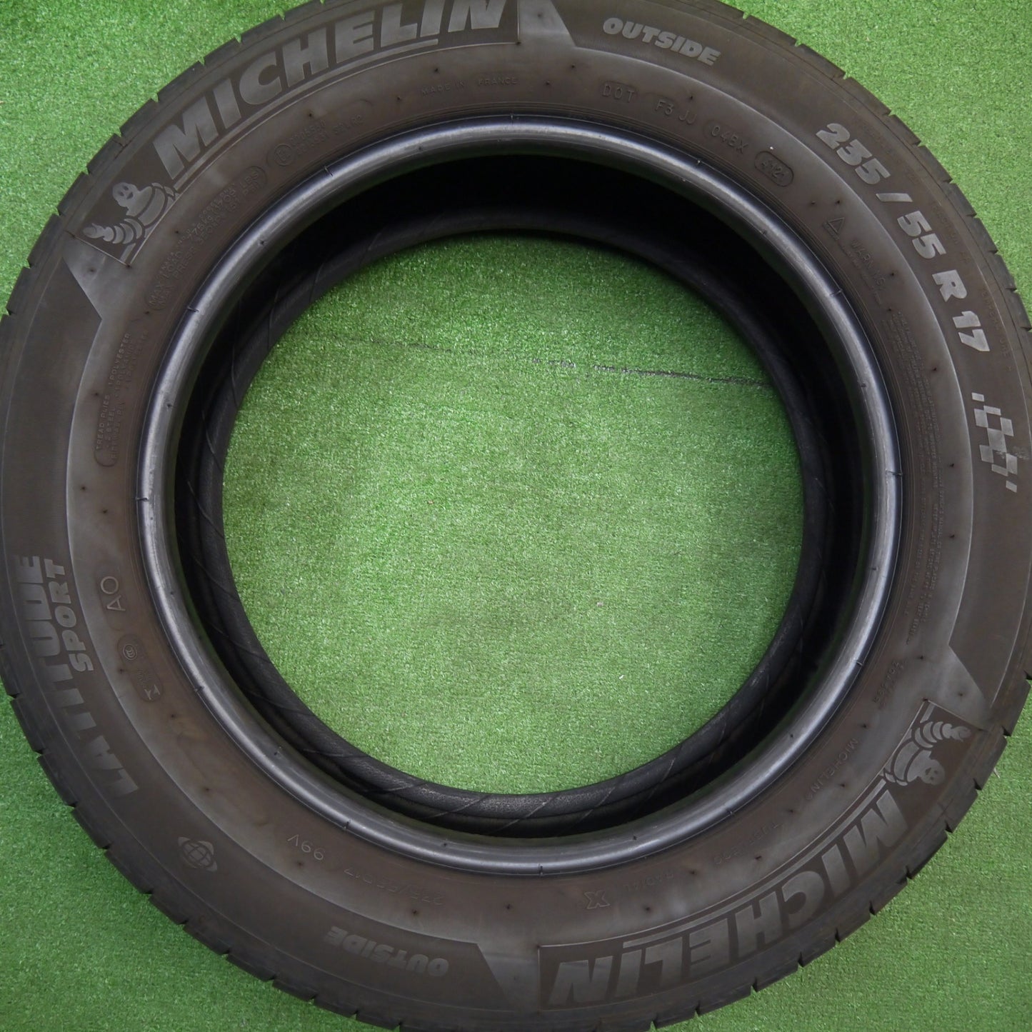 4本価格！21年★235/55R17 ミシュラン LATITUDE SPORT AO タイヤ 17インチ アウディ Q3 ワーゲン ティグアン BMW X3 ボルボ XC70 V60 等★5112510Hノタ