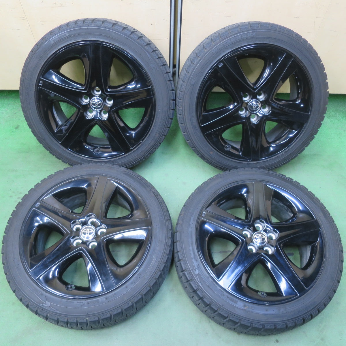 バリ溝！22年！9分★トヨタ 50系 プリウス ツーリング 純正 215/45R17 スタッドレス ダンロップ ウインターマックス WM02 17インチ PCD100/5H★6033109イス