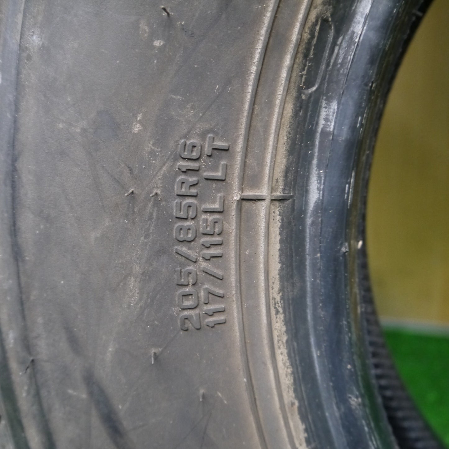 未使用！2本★トラック タイヤ 205/85R16 117/115L ダンロップ SPLT5 16インチ★5102405Hノタ