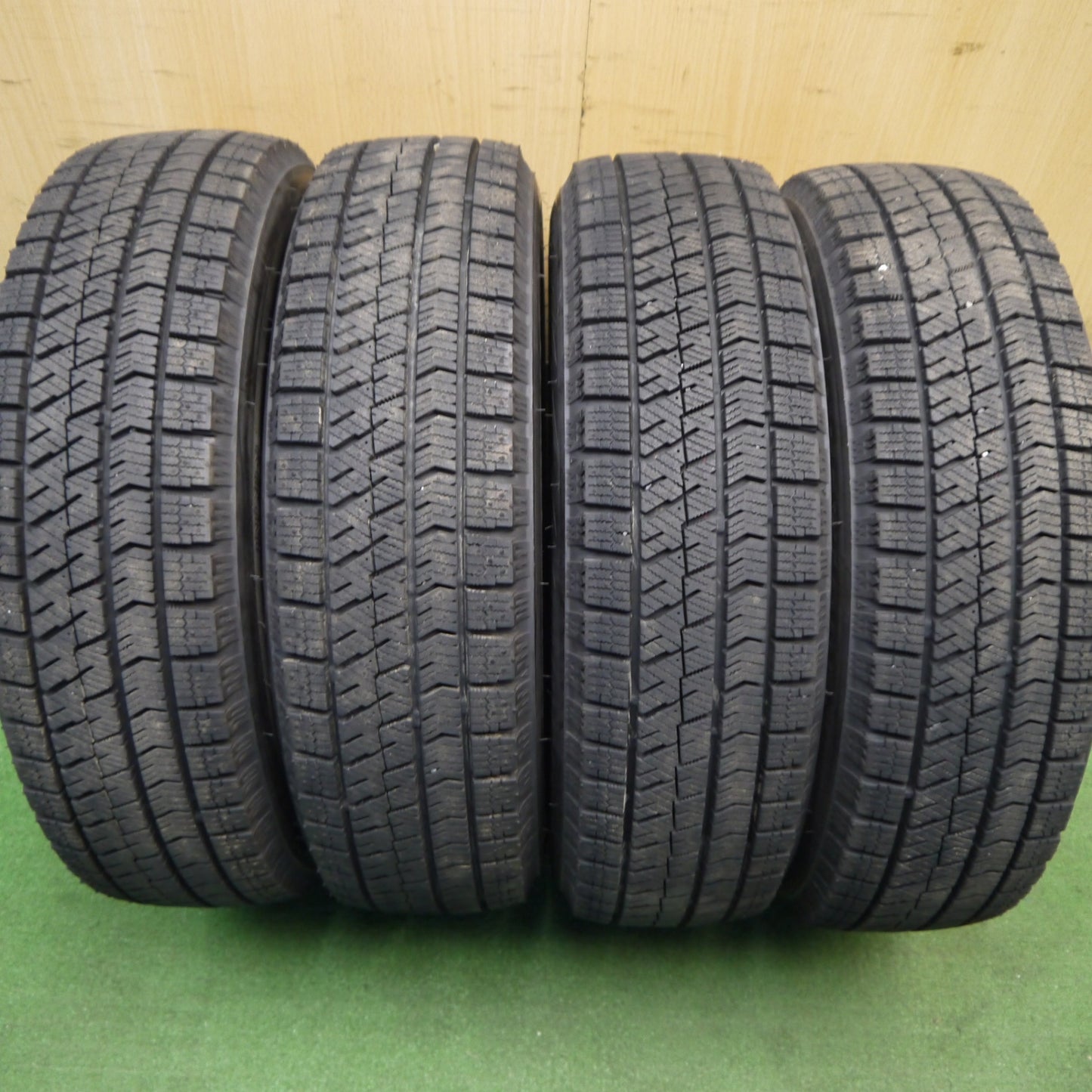 バリ溝！24年！9.5分以上★スタッドレス 155/65R14 ブリヂストン ブリザック VRX2 スチール ホイール 14インチ PCD100/4H★6040302Hス