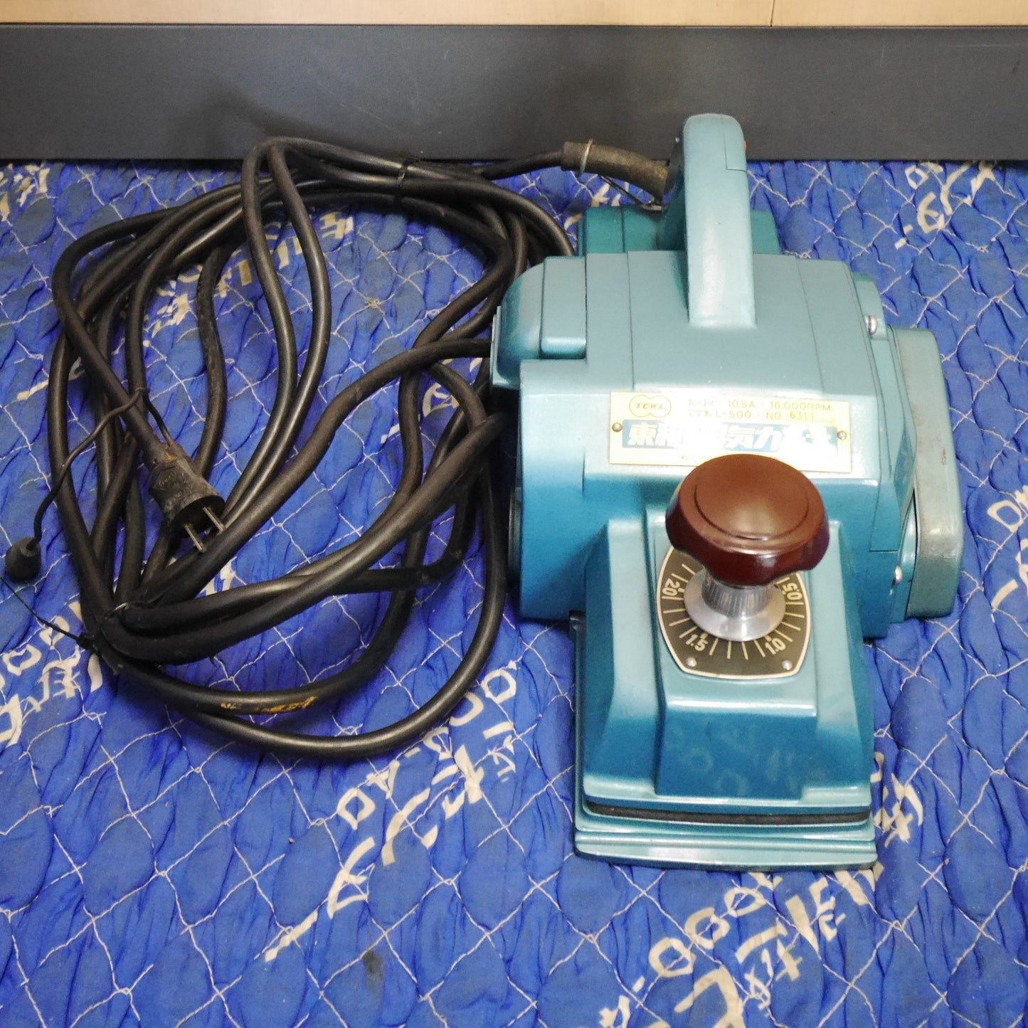[送料無料] ☆TOWA 東和 電気 カンナ L-500 電動 工具 DIY 大工道具 研磨 研削 コード式☆