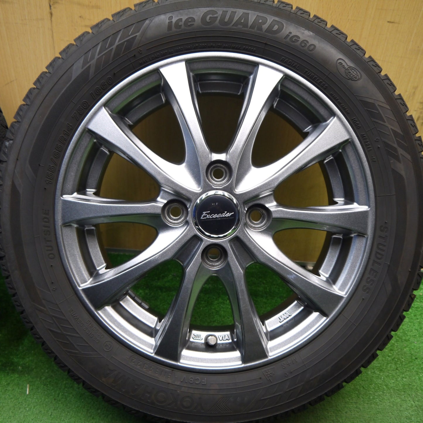 バリ溝！22年！キレイ！9.5分★スタッドレス 155/65R14 ヨコハマ アイスガード iG60 Exceeder エクシーダー 14インチ PCD100/4H★5042504Hス