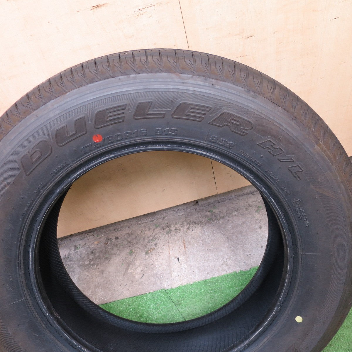 バリ溝！25年！9.5分！2本★ジムニー 等 175/80R16 ブリヂストン デューラー H/L 852 DUELER 16インチ タイヤ★6051301NGノタ