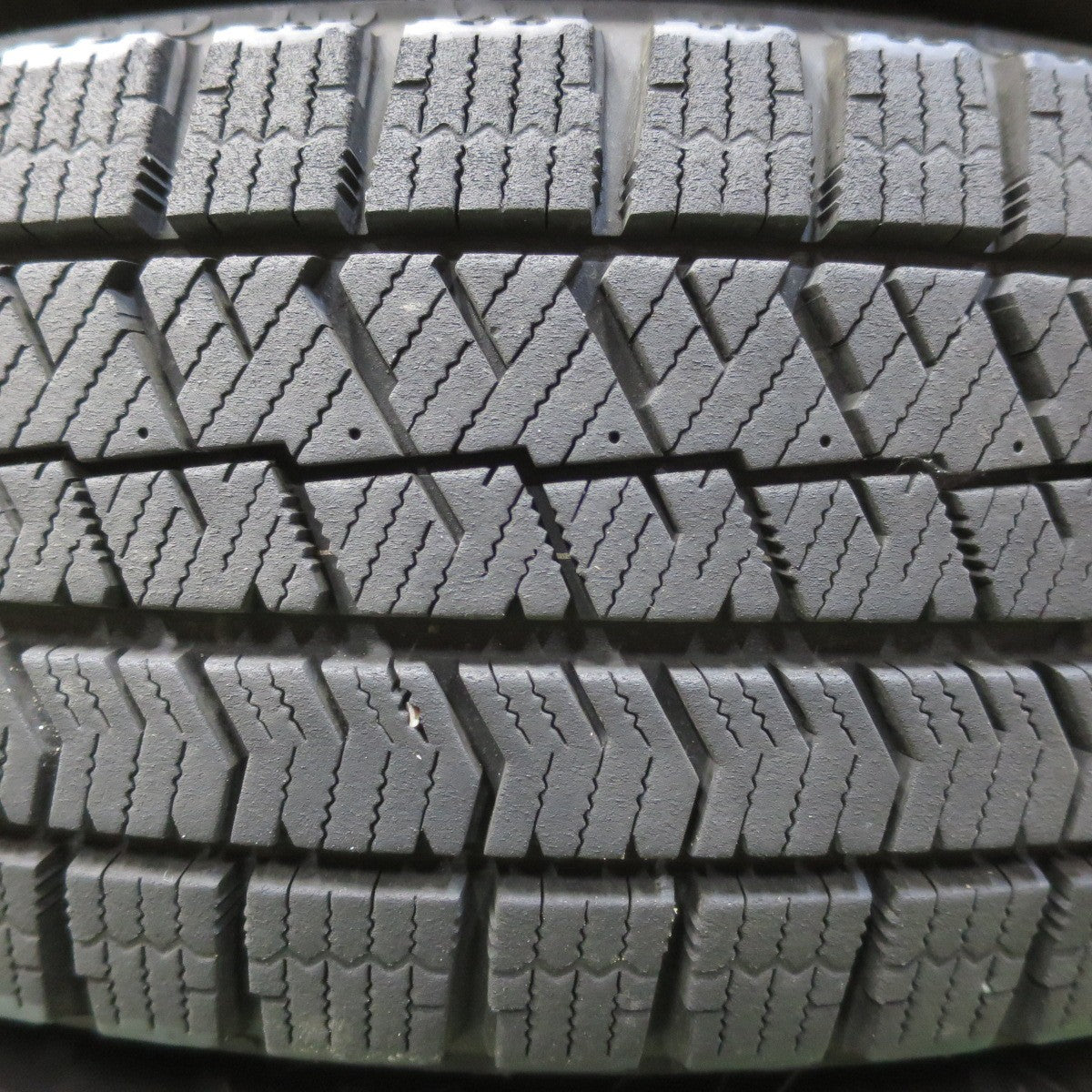バリ溝！22年！9分★スタッドレス 165/70R14 ブリヂストン ブリザック VRX2 TOPRUN トップラン 14インチ PCD100/4H★5112910イス