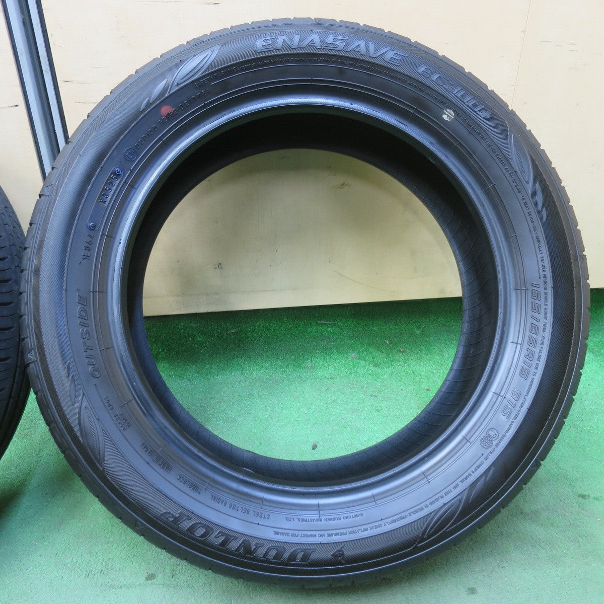 新車外し！25年★165/65R15 ダンロップ エナセーブ EC300+ タイヤ 15インチ タフト ソリオ デリカ D:2 等★5112005イノタ