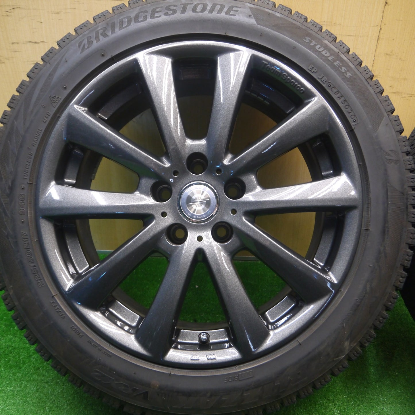 [送料無料] バリ溝！20年！キレイ！9.5分★BMW アウディ 等 225/50R17 スタッドレス ブリヂストン ブリザック VRX2 Team Sparco チームスパルコ PCD112/5H★4102505Hス