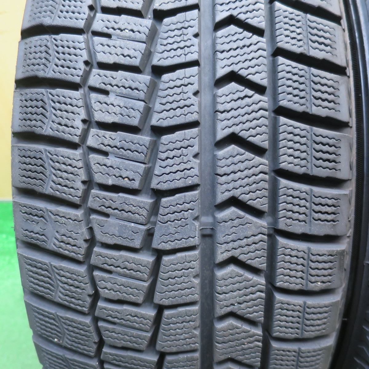 バリ溝！23年！キレイ！9.5分★ベンツ 等 ADVANCE LINE SV-1 225/55R17 スタッドレス ダンロップ ウインターマックス WM02 アドバンスライン 17インチ PCD112/5H★6021005NJス