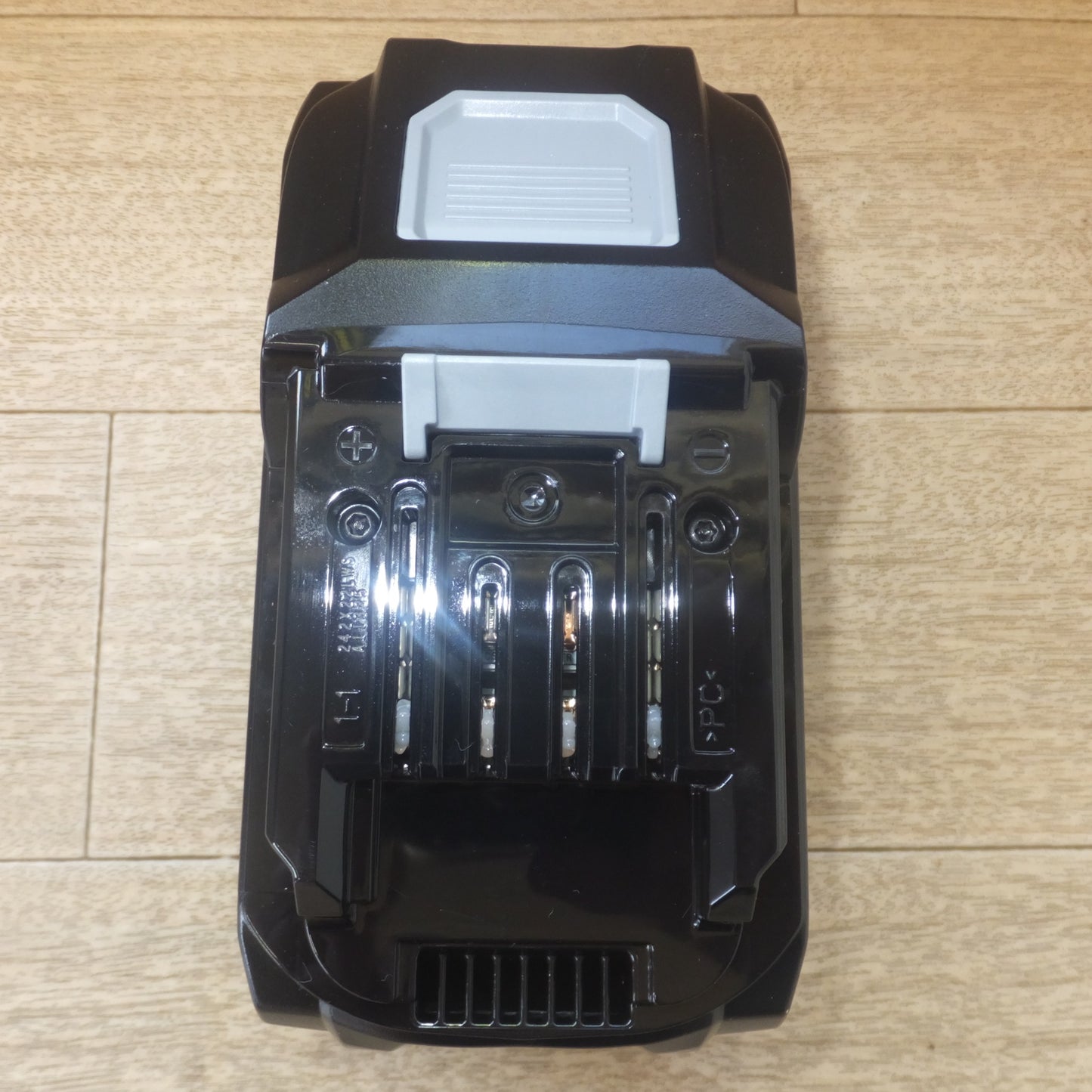 [送料無料] 未使用★マキタ makita Li-ion バッテリ BL4050F XGT A-72372　5.0Ah DC36V DC40V(max) 180Wh 10INR19/66-2 Li-ion20(2)★