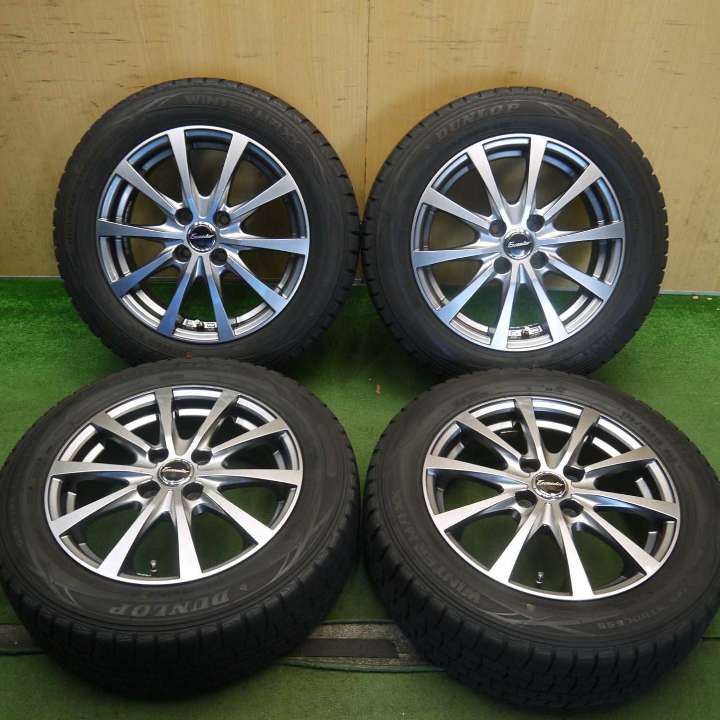 4本価格◎スタッドレス 175/65R15 ダンロップ ウインターマックス WM01 Exceeder エクシーダー 15インチ PCD100/4H◎6082603Hス