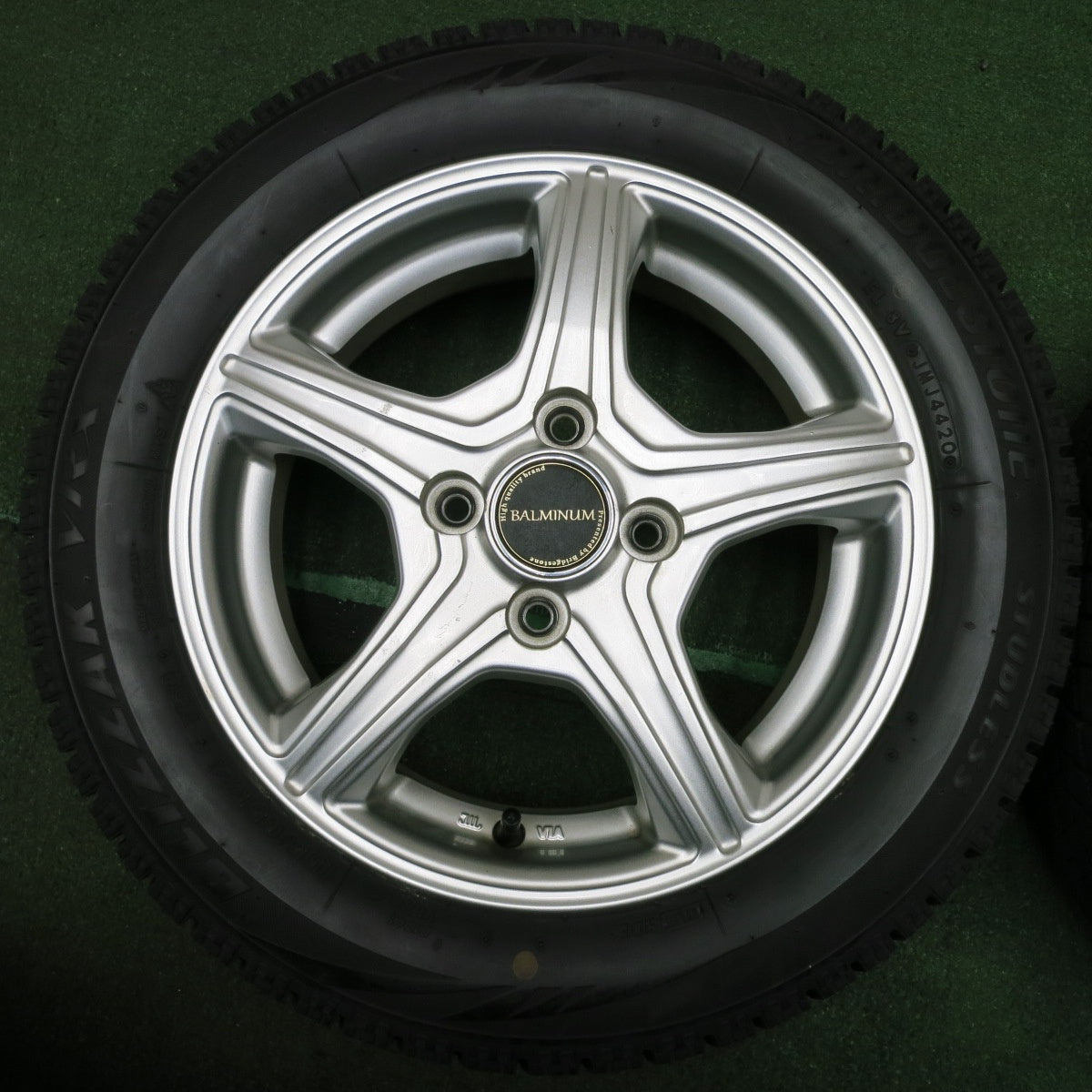 *送料無料* バリ溝！20年！ほぼ10分★スタッドレス 155/65R14 ブリヂストン ブリザック VRX BALMINUM バルミナ 14インチ PCD100/4H★4032703NJス