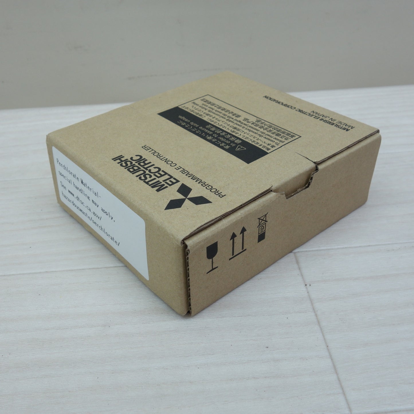 [送料無料] 未使用☆三菱電機 シーケンサ CPU ユニット モジュール Q02UCPU(C) 2023年製 MELSEC-Qシリーズ MITSUBISHI☆