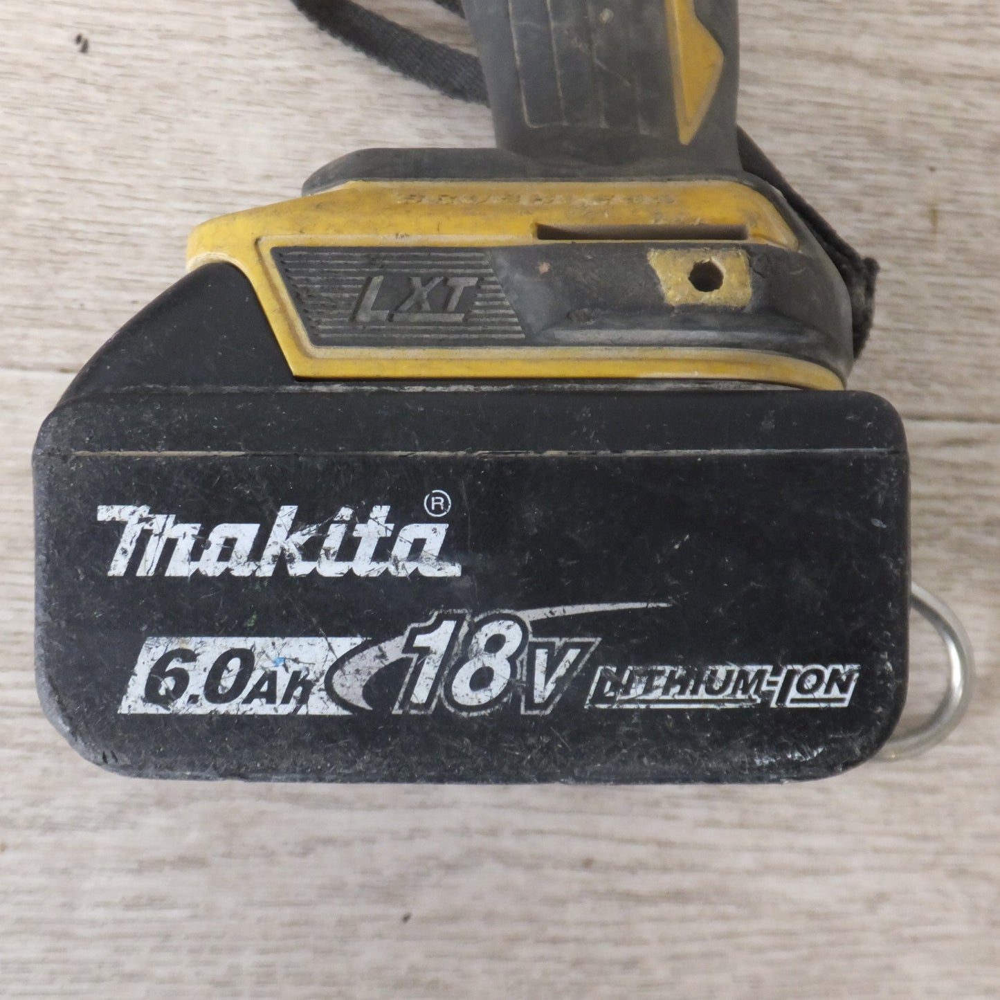 [送料無料] ★マキタ makita 充電式インパクトドライバ TD172DGXFY 18V★