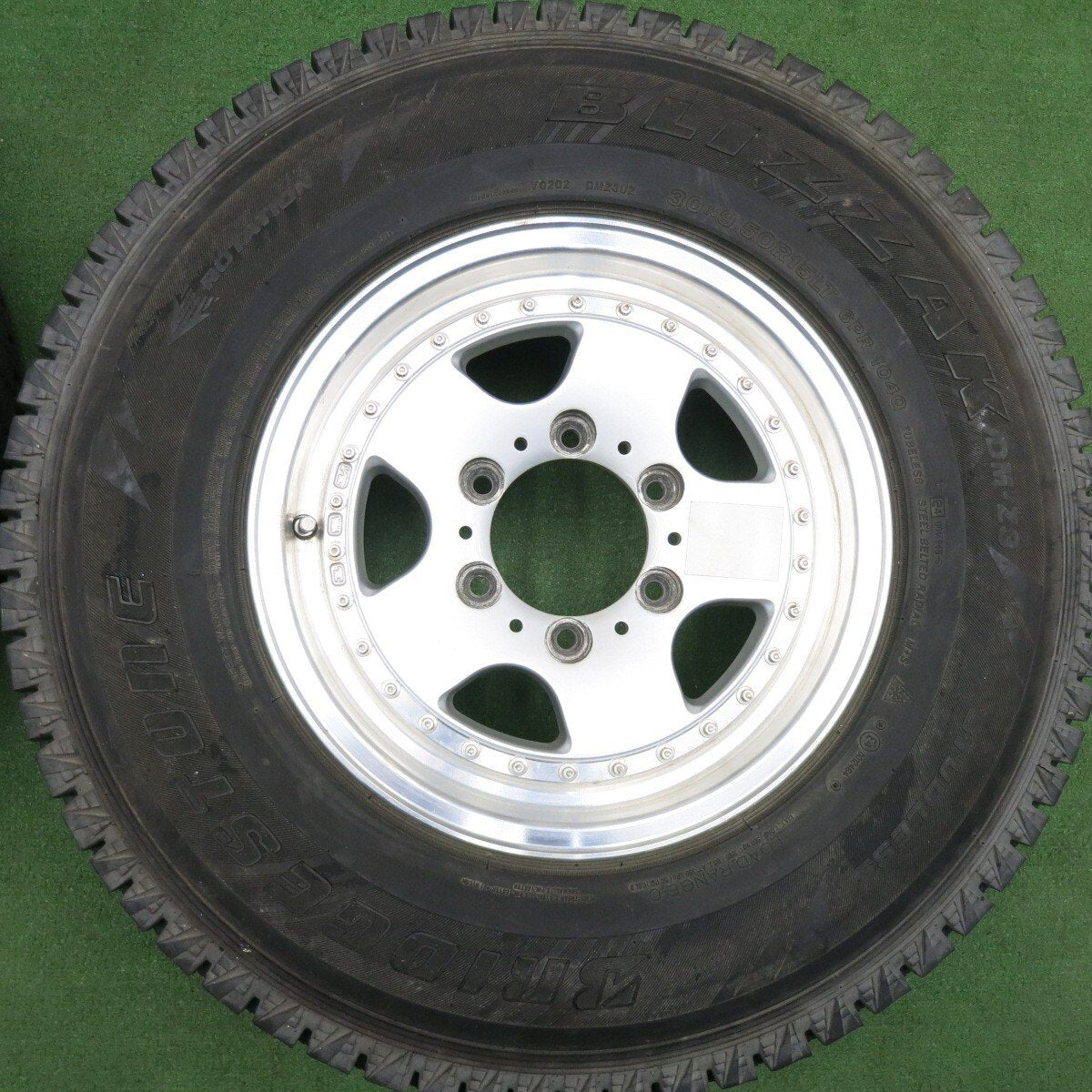 バリ溝！9分★スタッドレス 30×9.50R15LT 6PR 104Q ブリヂストン ブリザック DM-Z3 EMR PRODUCT 社外 アルミ 15インチ PCD139.7/6H★5011207HAス
