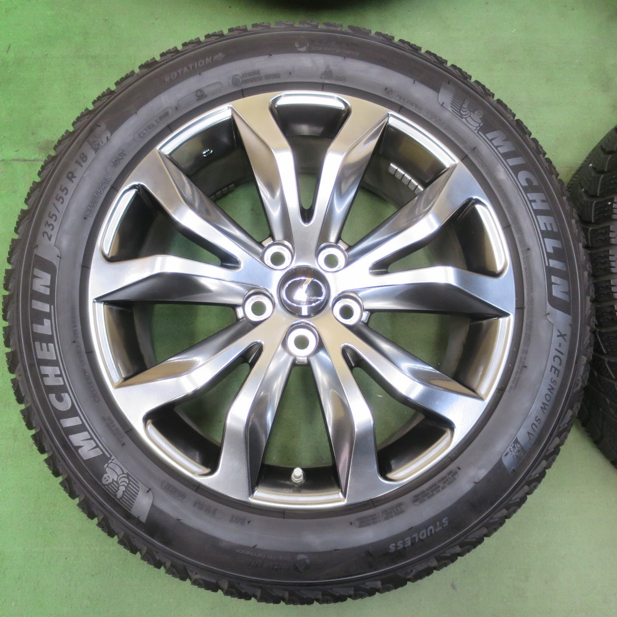センサー付！バリ溝！21年！美品！9分★レクサス NX Fスポーツ 純正 235/55R18 スタッドレス ミシュラン X-ICE SNOW SUV 18インチ PCD114.3/5H★5101401イス