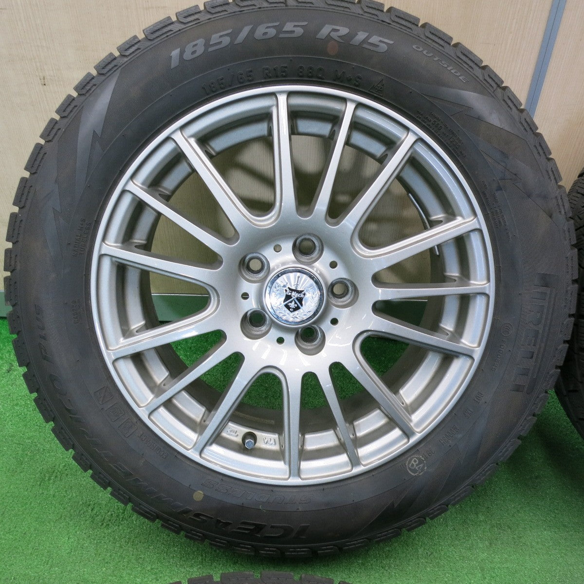[送料無料] キレイ★スタッドレス 185/65R15 ピレリ アイスアシンメトリコ プラス GMach weds 15インチ PCD100/5H★4121605TNス