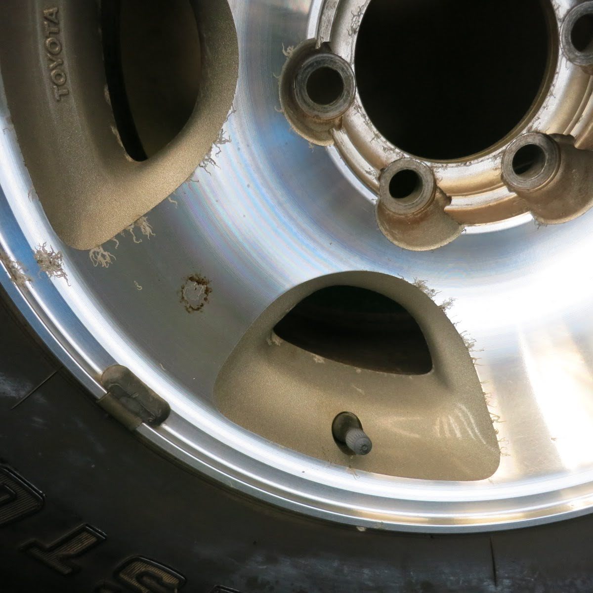 4本価格◎トヨタ ランクル 80 純正 275/70R16 スタッドレス ブリヂストン ウインター デューラー DM-01 16インチ PCD139.7/6H◎6061807HAス