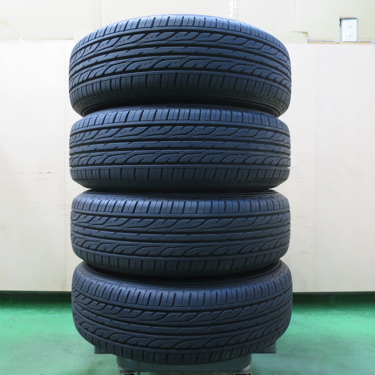 バリ溝！24年！ほぼ10分★ホンダ フィット 純正 185/65R15 ダンロップ EC202 15インチ PCD100/4H★5051715イノ