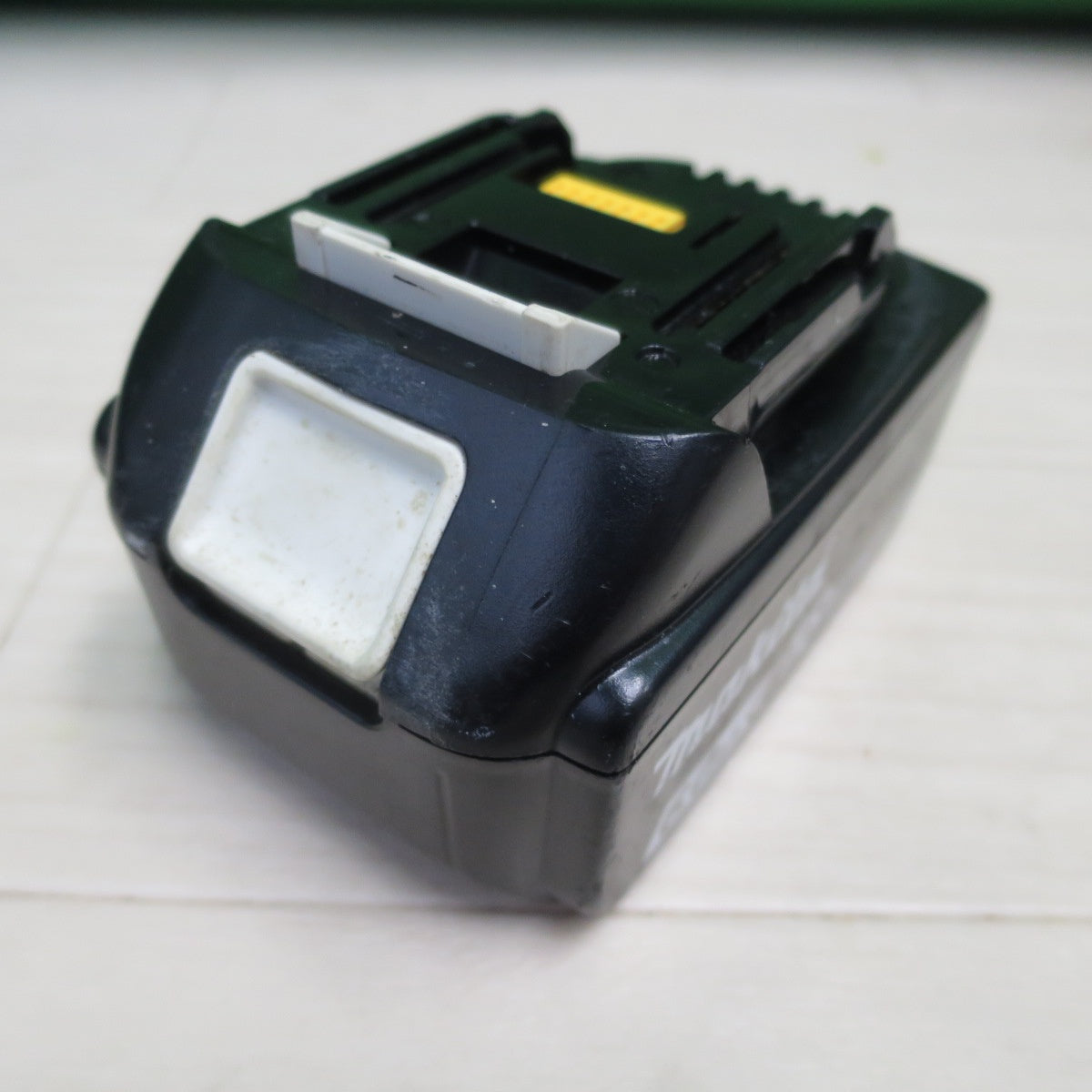 [送料無料] ☆マキタ 充電式 インパクトドライバ TD172D 電動 工具 18V 充電器 DC18RC makita☆