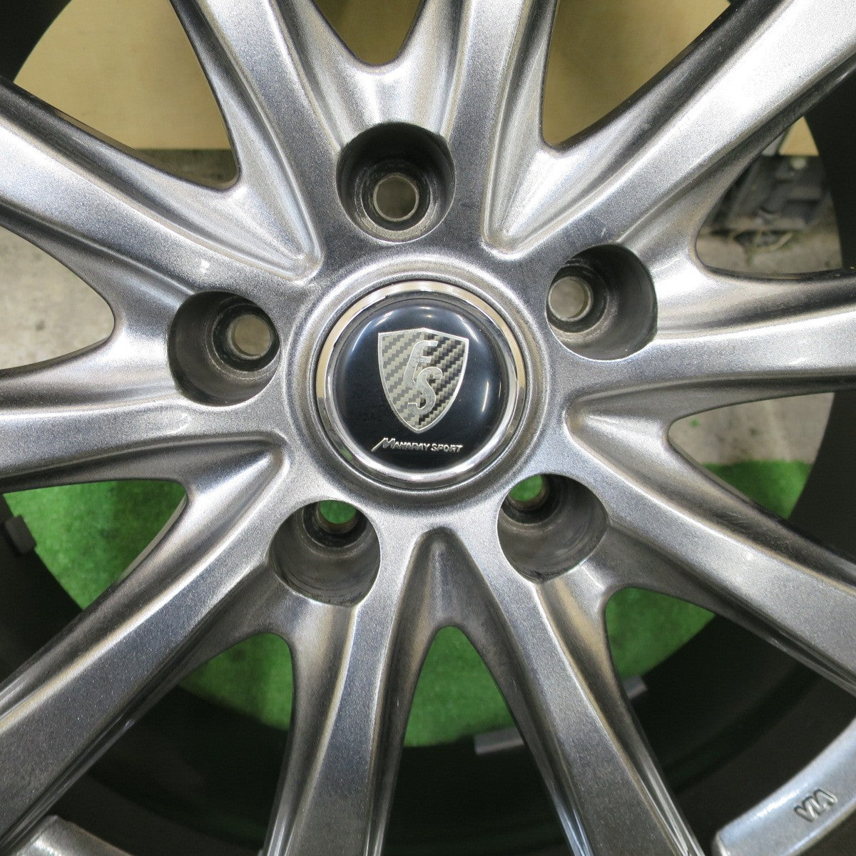 キレイ★MANARAY SPORT マナレイ スポーツ 18インチ ホイール 18×7J PCD114.3/5H★6030602NGホ