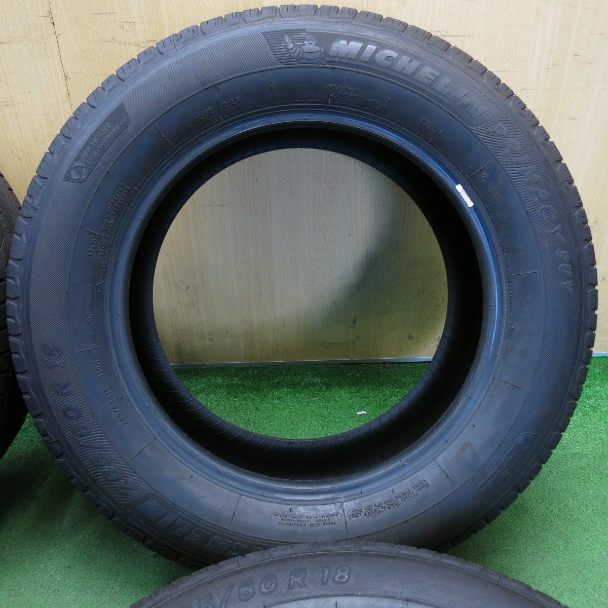 新車外し！26年◎265/60R18 ミシュラン プライマシー SUV タイヤ 18インチ ランクル プラド ハイラックス パジェロ 等◎6090506KKノタ